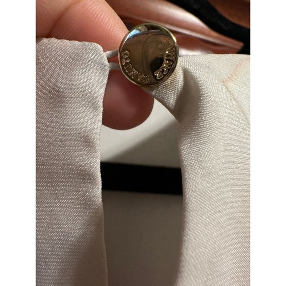 Vince Camuto White Blouse in size XS Long Sleeve - Picture 3 of 12